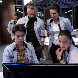 Смотрите остросюжетный детектив «След» по будням на телеканале «Время»