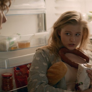 Александра Бортич, Ирина Горбачёва и Сергей Шнуров — в комедии «Я худею» на канале «Дом кино»