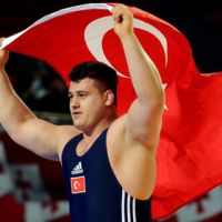 Призер Олимпиады-2012 дисквалифицирован за расистские твиты про армян